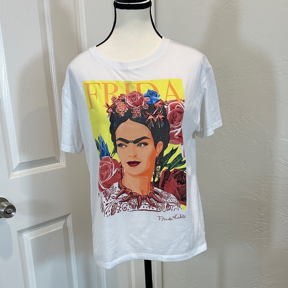 Frida Kahlo Graphic T-Shirt